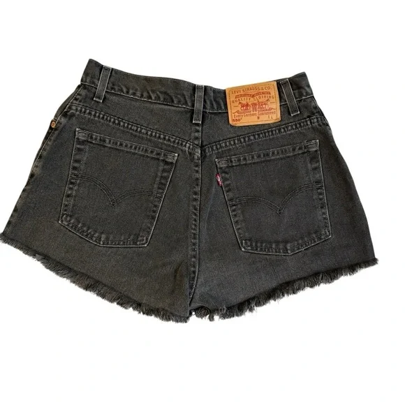 Levi's 550 Women's Black Denim Shorts. Self Cut Black size 12 (29) #1597 - Picture 8 of 8
